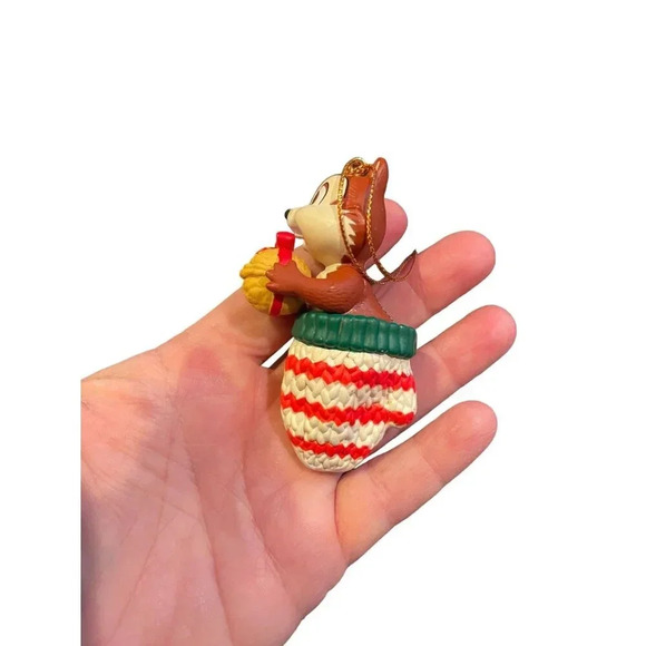 Disney Grolier‎ Chip Christmas Magic Ornament Holiday Mitten Vintage - Picture 3 of 5